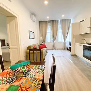 Le Casette Di Piazza Borsa Appartement