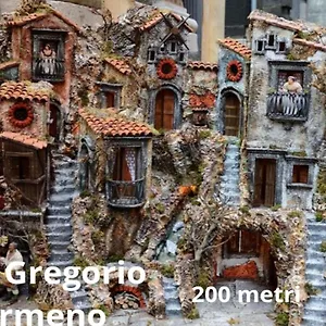 Di Sarno's Port'alba Appartement