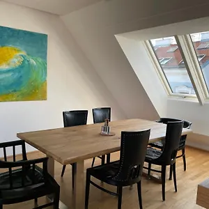 dachgeschoss-appartement-mit-blick-uber-wien.vienna-besthotels.com/