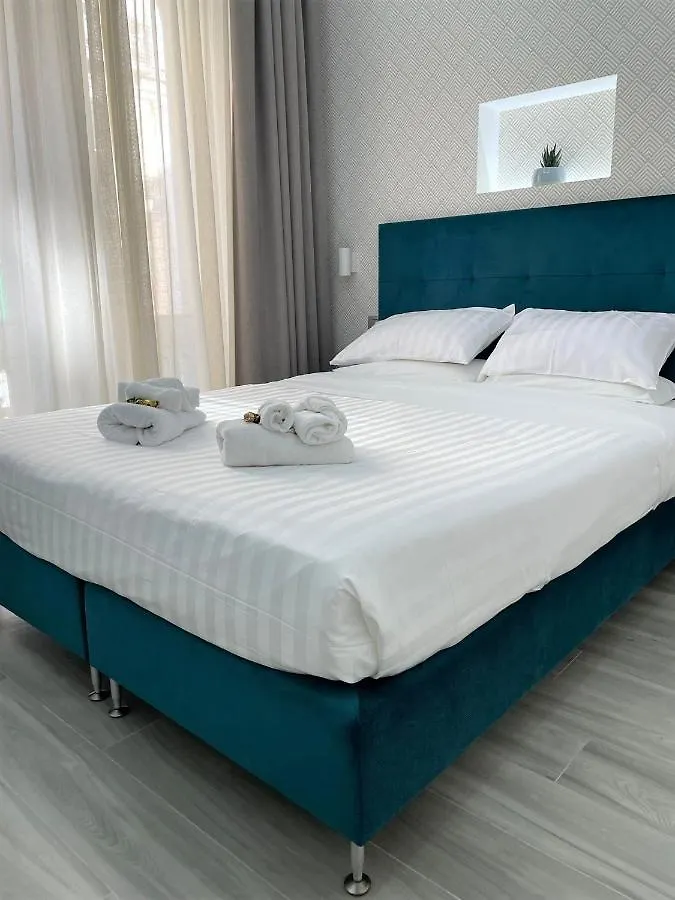 Duomo Platinum Apartments Naples 0*,